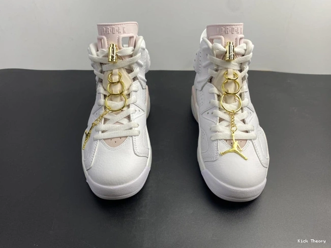 Kicktheory 6 Hoops Retro Jordan DH9696-100 (W) Gold Air 0823